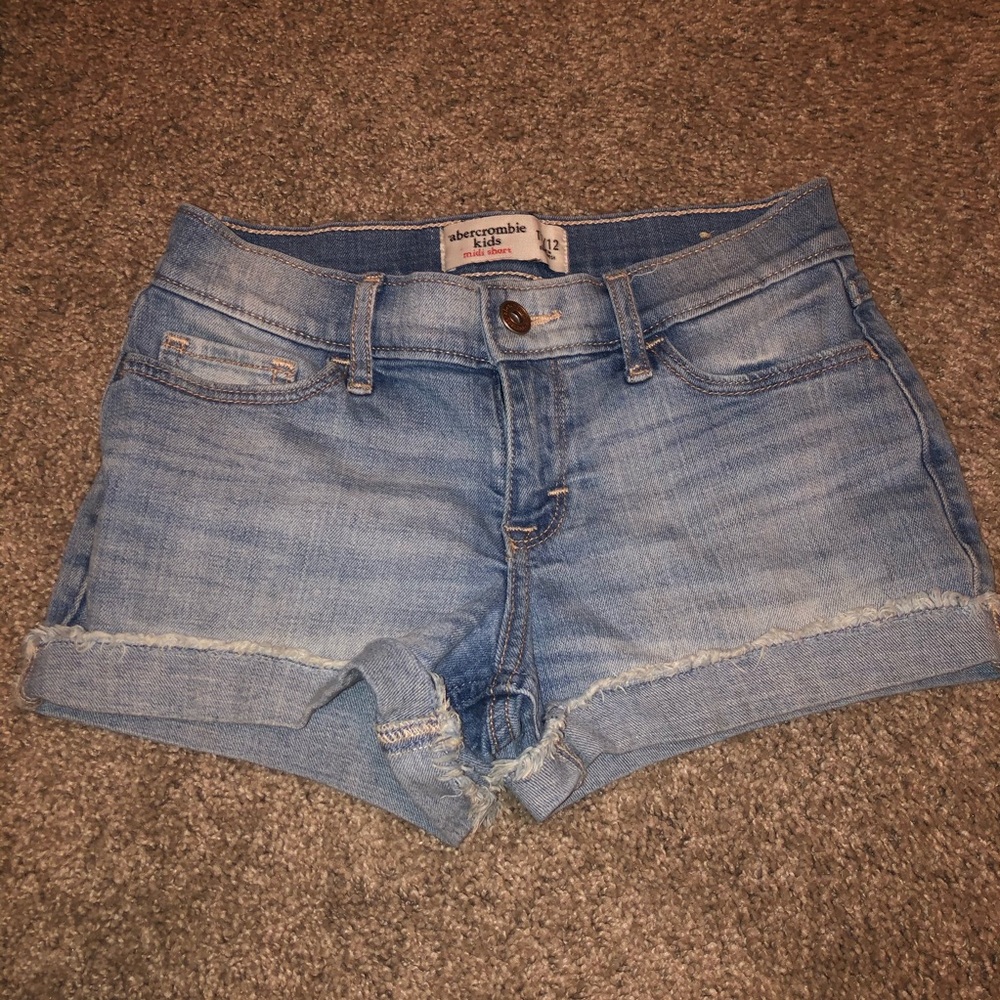 Girls Abercrombie Light Wash Denim Shorts